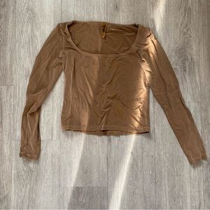 Skims brown shirt